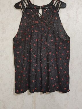 Torrid Black Sleeveless Strappy Camisole Tank Top with Pink Floral Print